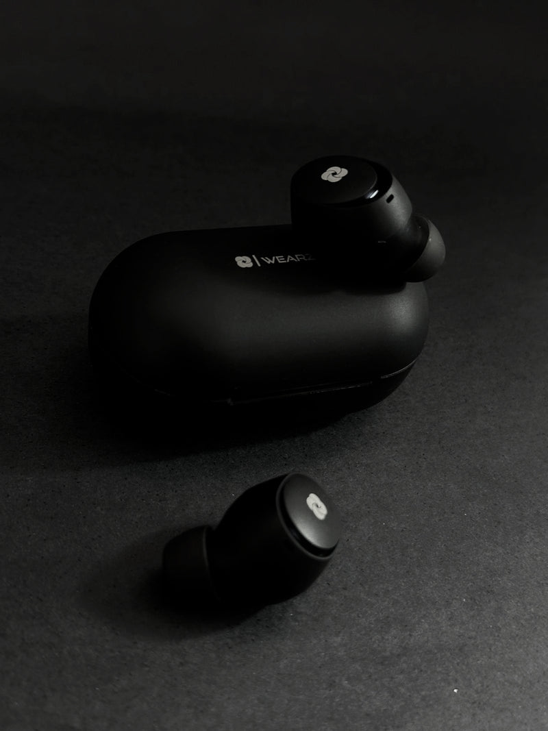 ZONE BUDS 01 - FONE COM RESISTÊNCIA A ÁGUA, CANCELAMENTO DE RUÍDO , CHAMADA EM HD E 32 HORAS DE BATERIA