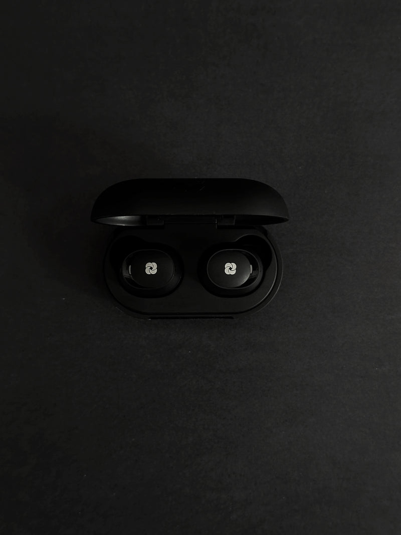 ZONE BUDS 01 - FONE COM RESISTÊNCIA A ÁGUA, CANCELAMENTO DE RUÍDO , CHAMADA EM HD E 32 HORAS DE BATERIA